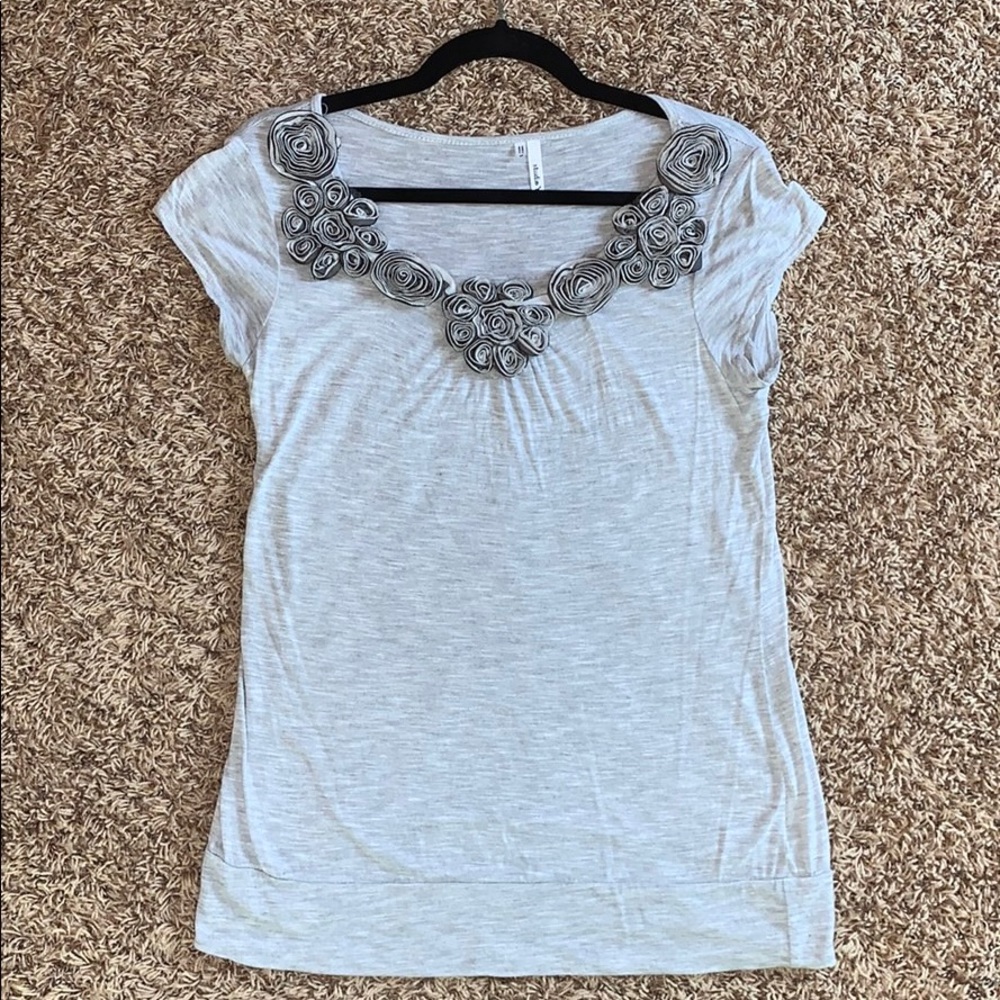 Gray Studio Y Dress Top with Designed Neckline